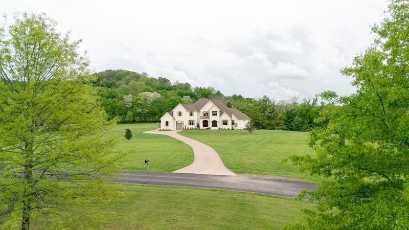 5507 Broken Ridge Hollow Ln, Thompsons Station, TN 37179