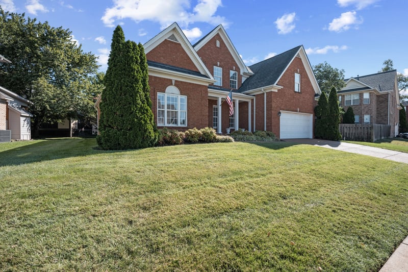 2517 Tisdale Dr, Thompsons Station, TN 37179