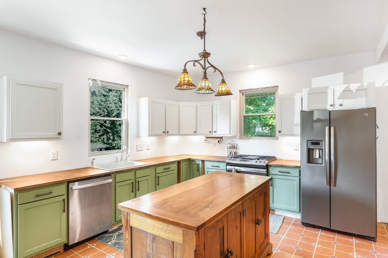 307 Walnut St, Springfield, TN 37172