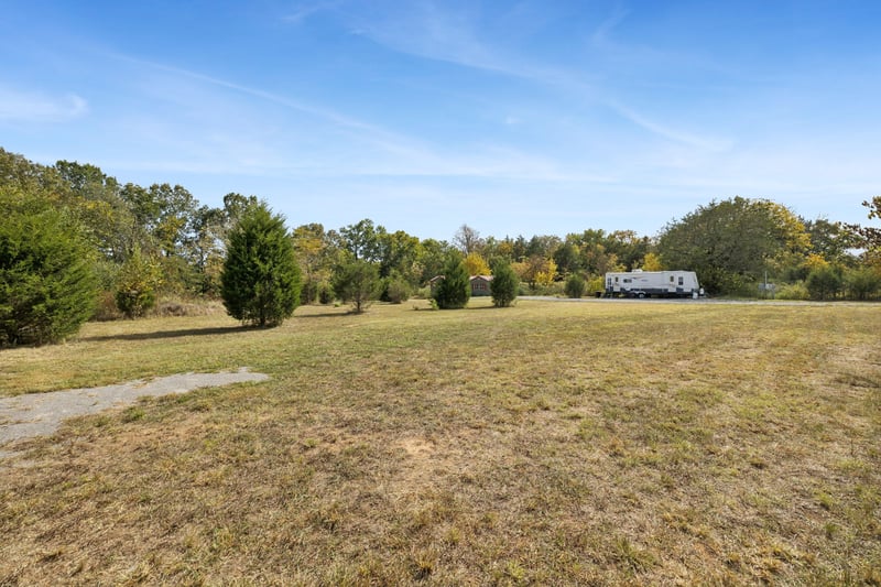5252 Simmons Bluff Rd, Lebanon, TN 37090