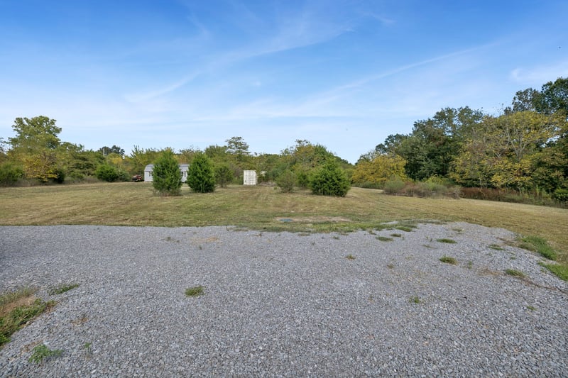 5252 Simmons Bluff Rd, Lebanon, TN 37090