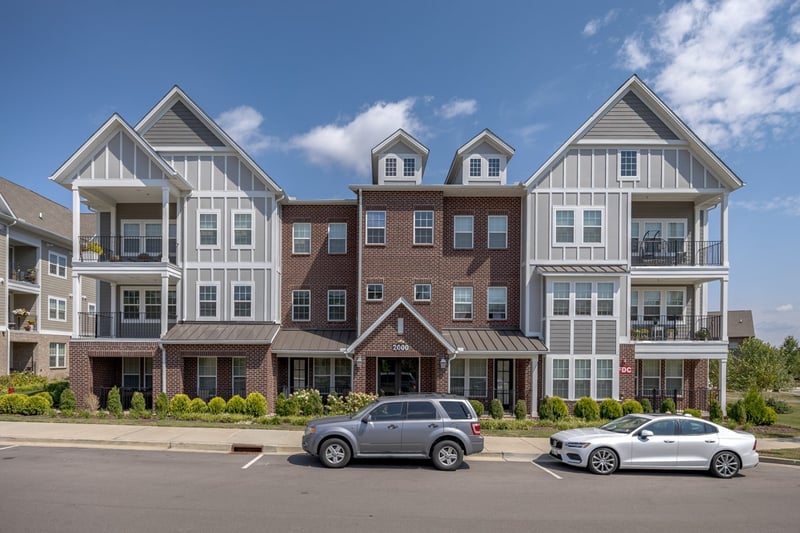 2000 Shadow Green Dr #H-203, Franklin, TN 37064