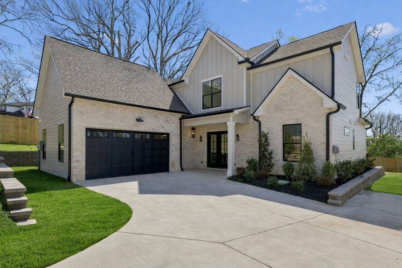 621B Westboro Dr, Nashville, TN 37209