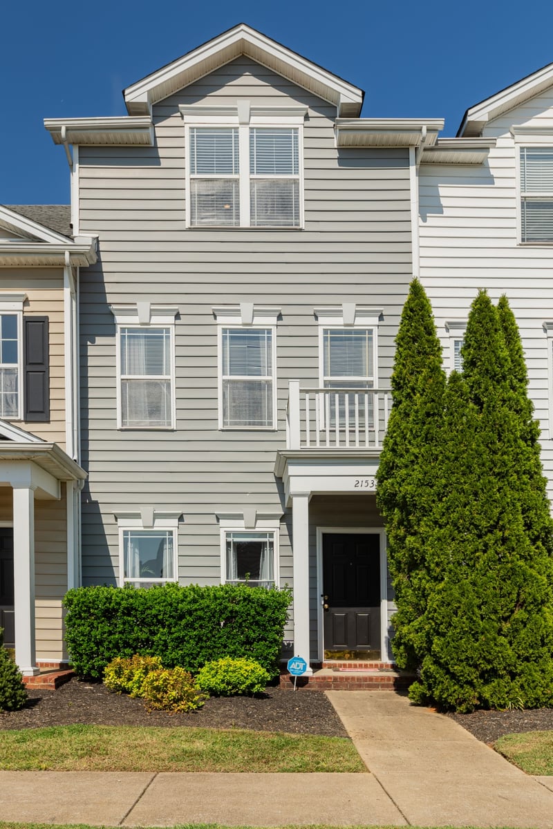 2153 Gold Valley Dr, Murfreesboro, TN 37130