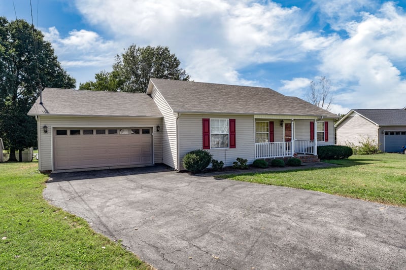 2108 Carrie Ct, Columbia, TN 38401