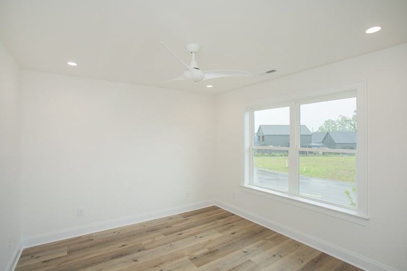 1546 Shalom St, Murfreesboro, TN 37128