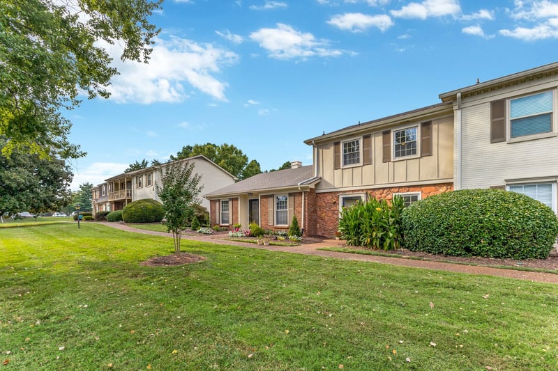 1011 Murfreesboro Rd #B2, Franklin, TN 37064