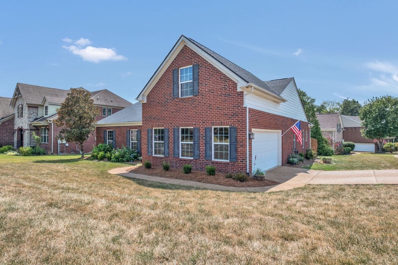101 Sophie Ct, Hendersonville, TN 37075