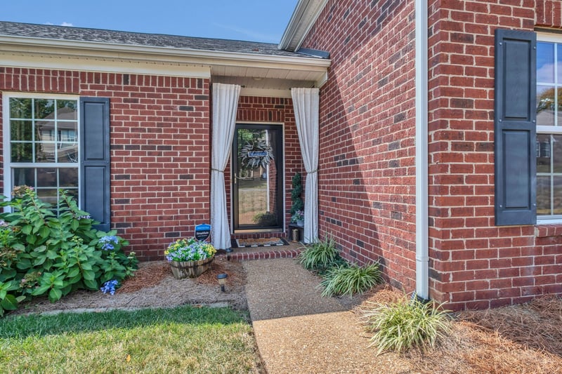 101 Sophie Ct, Hendersonville, TN 37075