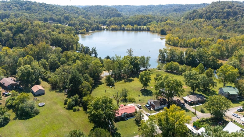 1105 Goose Bay Rd, Ashland City, TN 37015