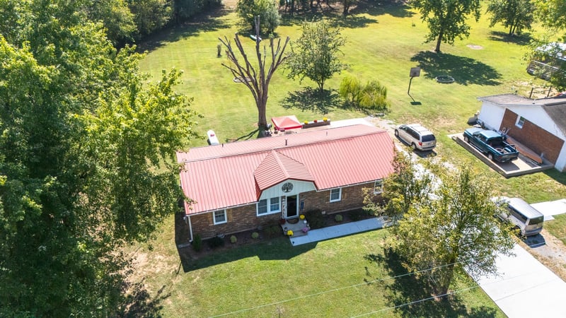 1105 Goose Bay Rd, Ashland City, TN 37015