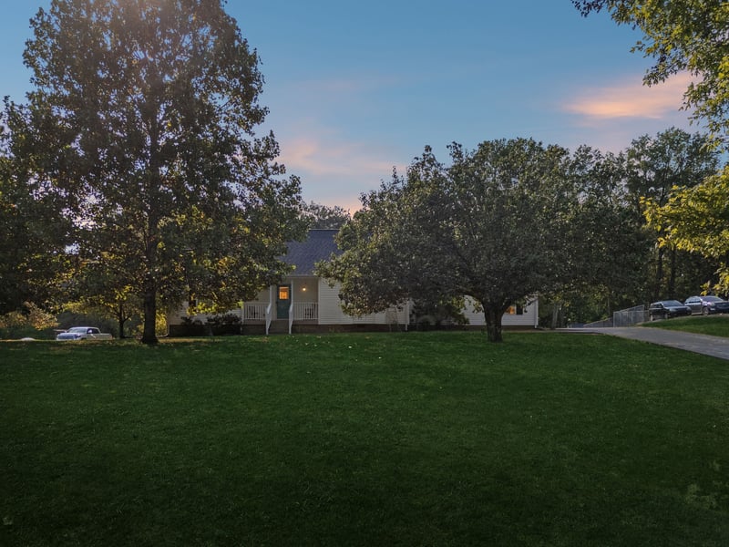 1016 Keystone Dr, Pleasant View, TN 37146