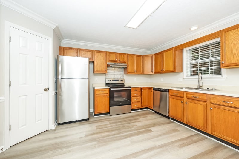 305 Castlemere Ct, Murfreesboro, TN 37130