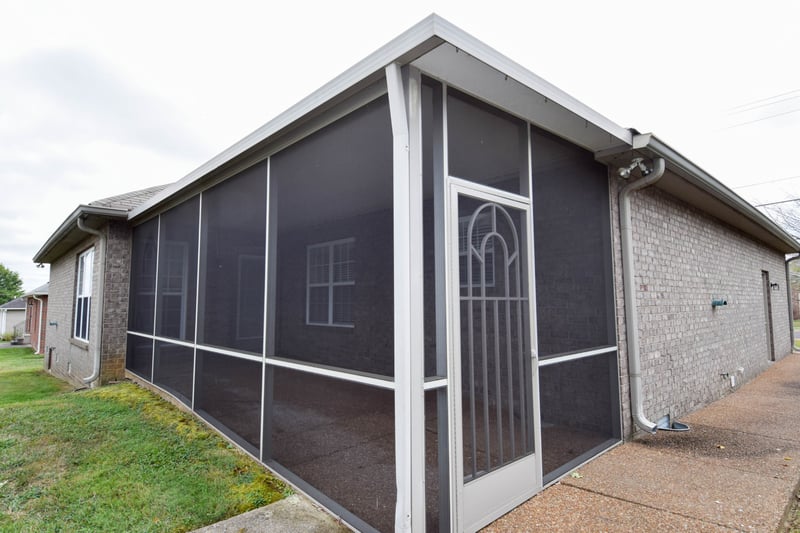 653 Weathervane Dr, Gallatin, TN 37066