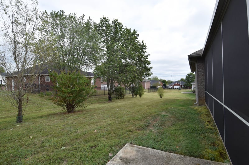 653 Weathervane Dr, Gallatin, TN 37066