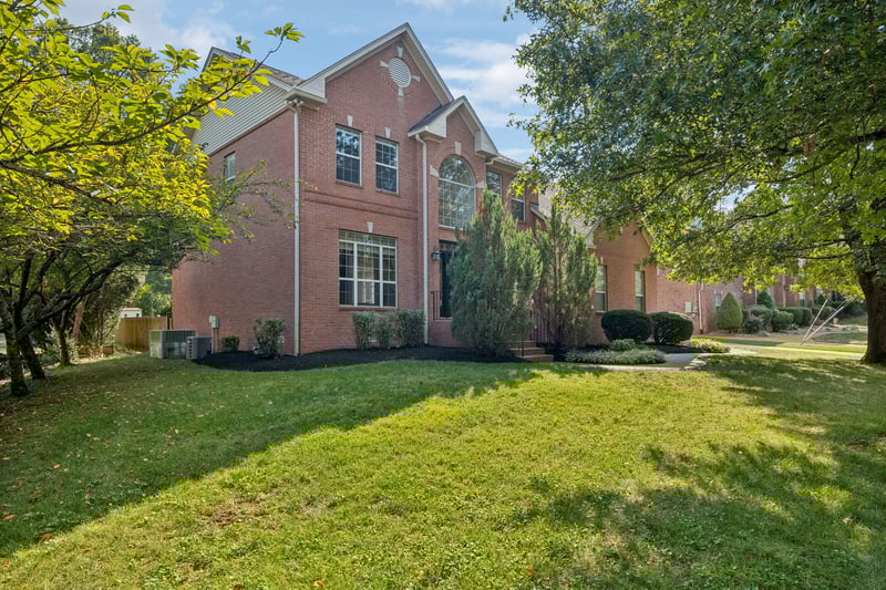 5809 Petersburg Ln, Brentwood, TN 37027