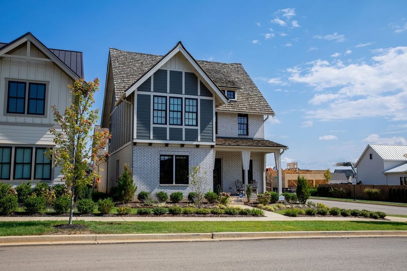 103 Saddlewalk Dr, Thompsons Station, TN 37179