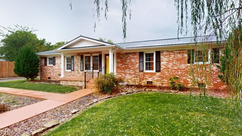 715 Poplar Bluff Rd E, Auburntown, TN 37016