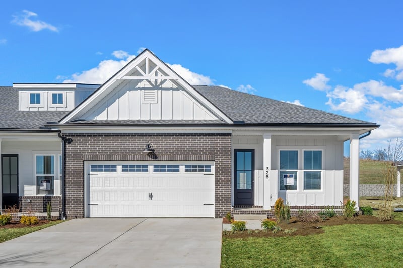 462 Buckwood Ave, Thompsons Station, TN 37179