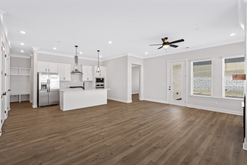 462 Buckwood Ave, Thompsons Station, TN 37179