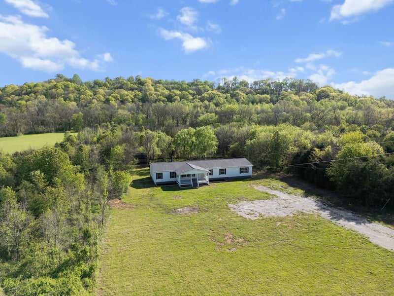 3092 Mckibbon Rd, Culleoka, TN 38451