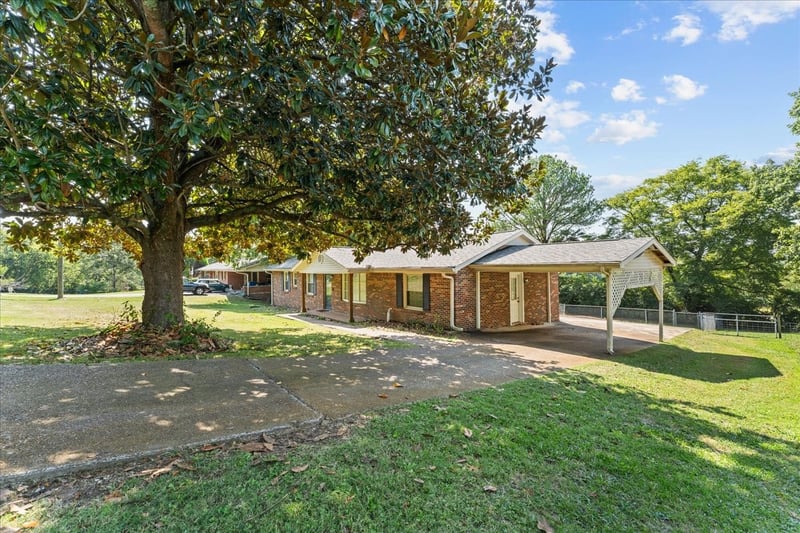 205 Bellview Dr, Mount Pleasant, TN 38474