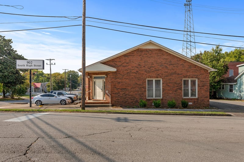 902 S High St, Columbia, TN 38401