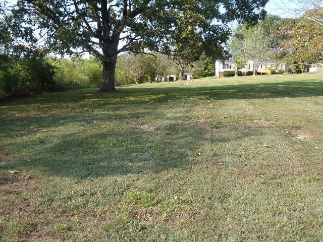 998 Corum Hill Rd, Castalian Springs, TN 37031