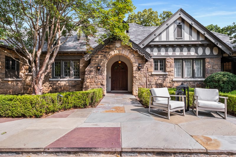 3800 Woodlawn Dr, Nashville, TN 37215