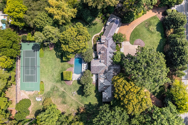 3800 Woodlawn Dr, Nashville, TN 37215