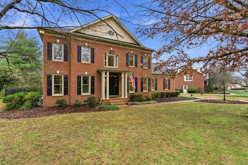 2046 Hunterwood Dr, Brentwood, TN 37027