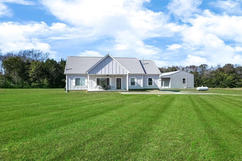 1317 Halls Mill Rd, Unionville, TN 37180