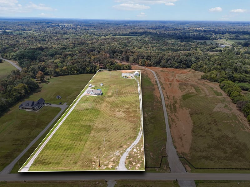 1317 Halls Mill Rd, Unionville, TN 37180