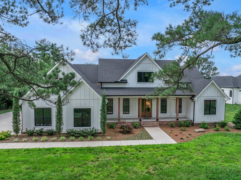 445 Old Pond Ln, Dickson, TN 37055