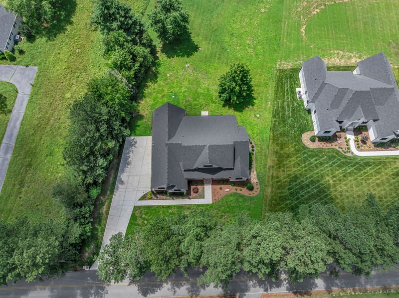 445 Old Pond Ln, Dickson, TN 37055