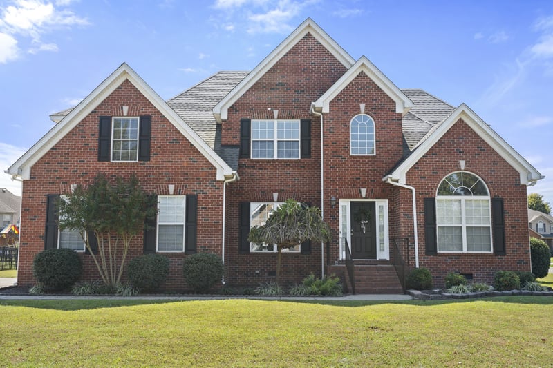 3245 Genoa Dr, Murfreesboro, TN 37128