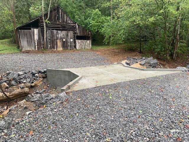 Gravely Hill Rd, Bethpage, TN 37022