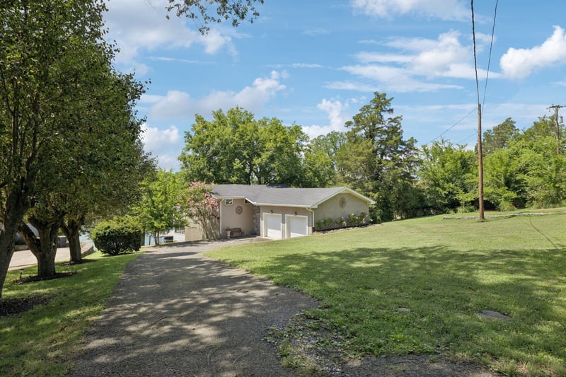 109 Shore Hill Cir, Hendersonville, TN 37075