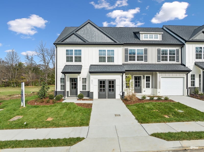 672 Tulip Springs Ct, Hermitage, TN 37076