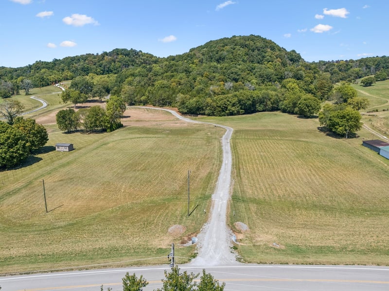 4828 Harpeth Peytonsville Rd, Thompsons Station, TN 37179