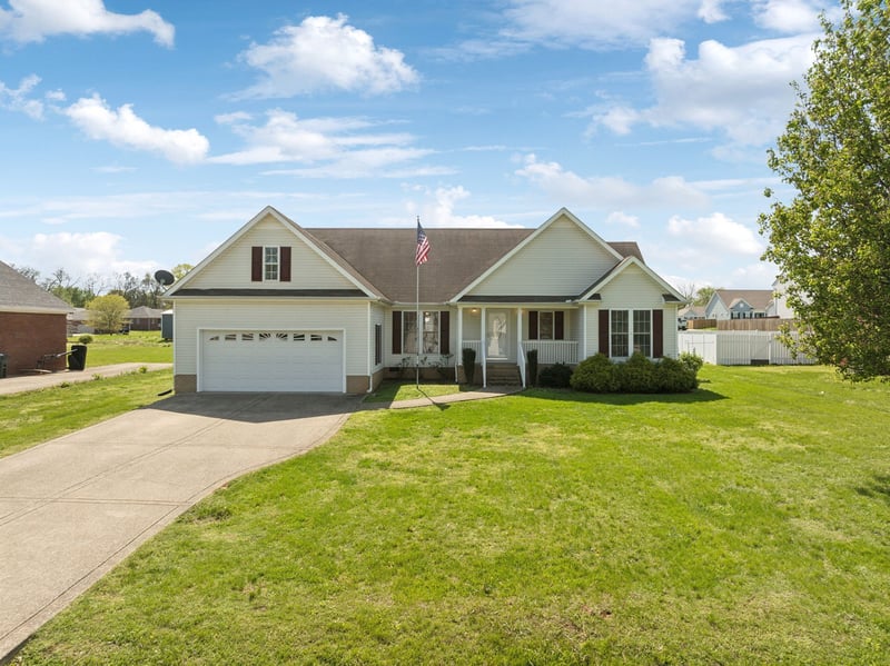 407 Brookside Dr, Mount Pleasant, TN 38474