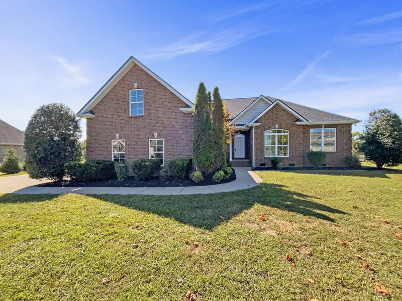 1040 Double Tree Ln, Gallatin, TN 37066