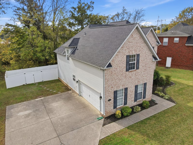 5443 Cloister Dr, Murfreesboro, TN 37128