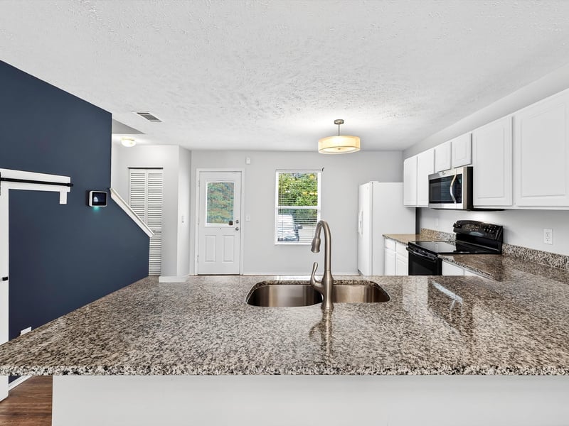 5853 Monroe Xing, Antioch, TN 37013