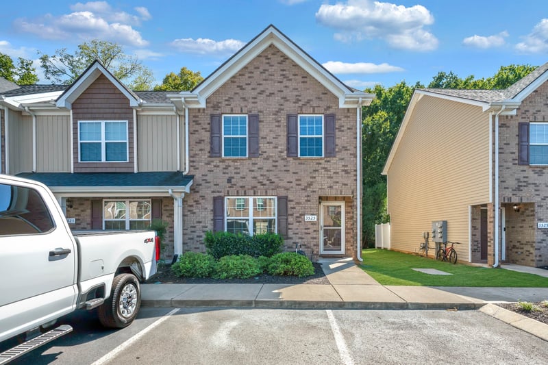 3525 Nightshade Dr, Murfreesboro, TN 37128