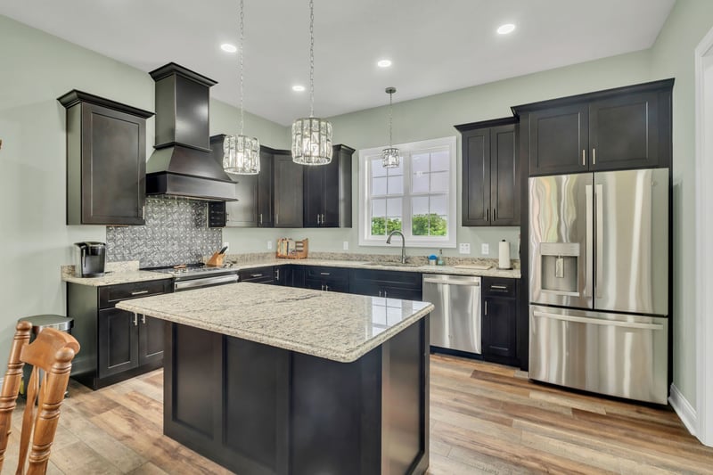 1006 Twilight Dr, Castalian Springs, TN 37031