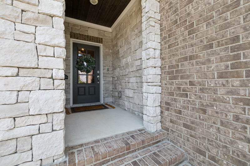 2409 Sturry Cove Dr, Thompsons Station, TN 37179