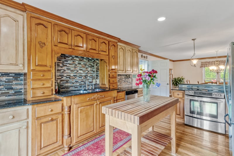 3668 Stonecreek Dr, Spring Hill, TN 37174