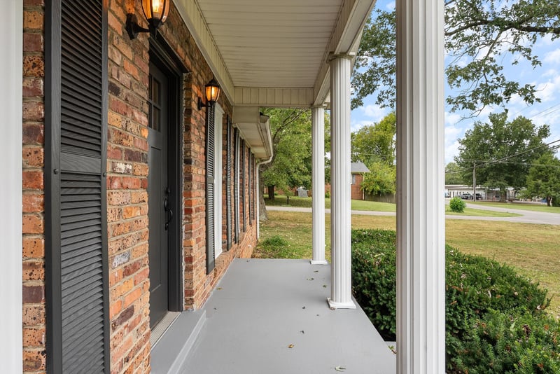 741 S Westland Ave, Gallatin, TN 37066