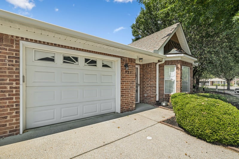 423 Forest Glen Cir, Murfreesboro, TN 37128